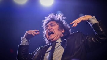 Javier Milei planea vender la ciudadanía argentina pero la Justicia le pone un freno a su proyecto