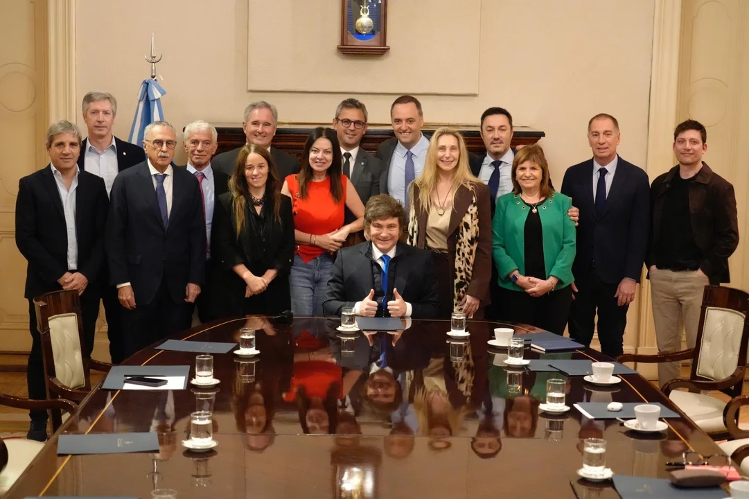 Milei reúne a su Gabinete en Casa Rosada en medio de la polémica por Adorni