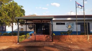 Docente fue denunciado por tres alumnas por “conductas indebidas” dentro del aula