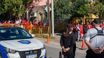 Amenazas escolares tendrán consecuencias: padres deberán pagar los operativos policiales