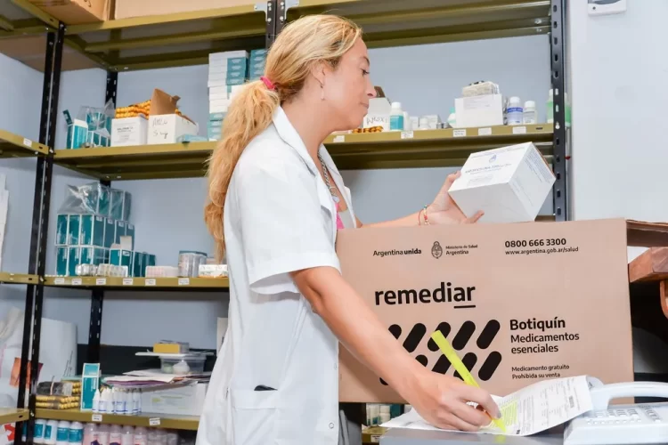Alerta Sanitaria Nacional: denuncian el inminente cierre del Plan Remediar y desmantelamiento del sistema público