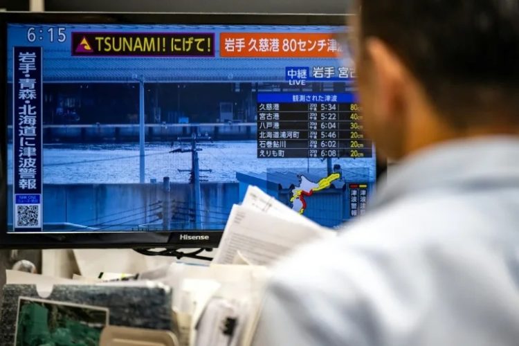 Alerta máxima en Japón: un terremoto de 7,5 sacudió el noreste y se activaron protocolos por tsunami