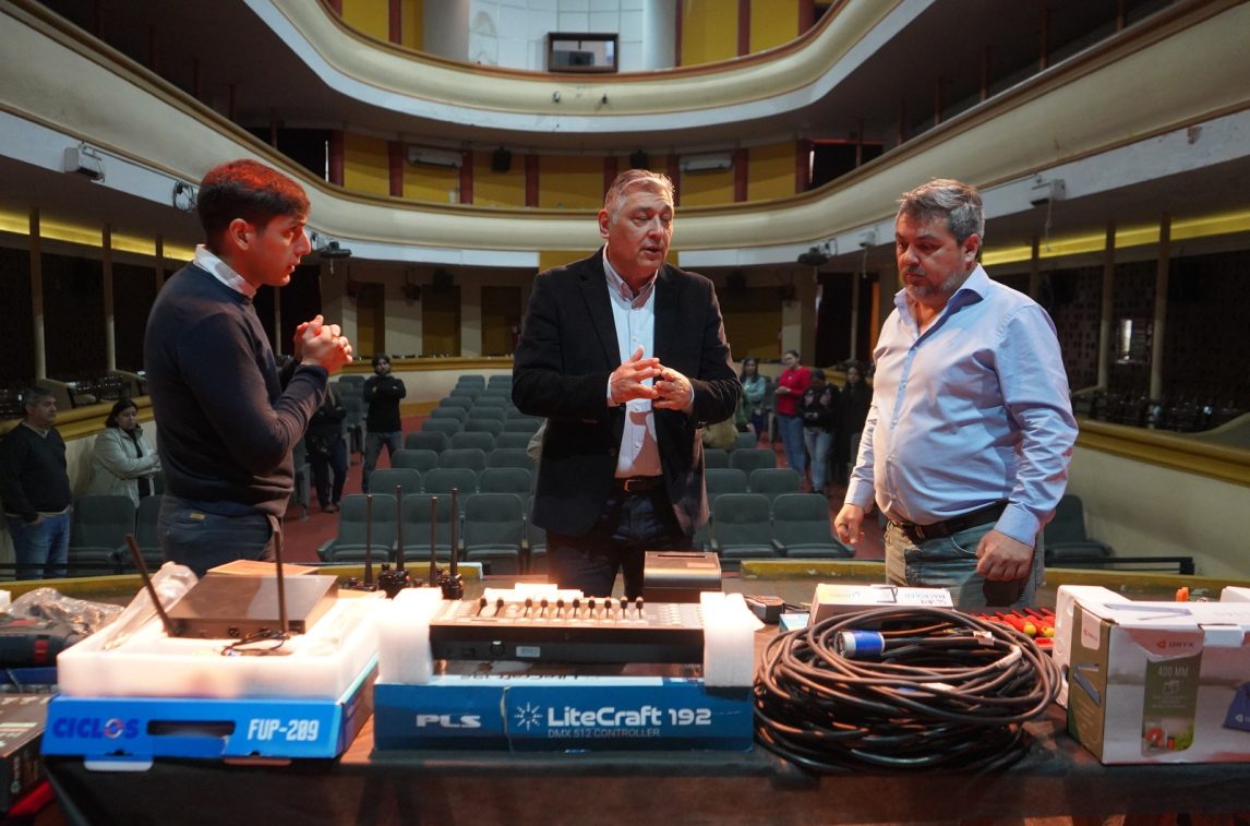Impulsan mejoras y modernización en el Cine Teatro Renzi