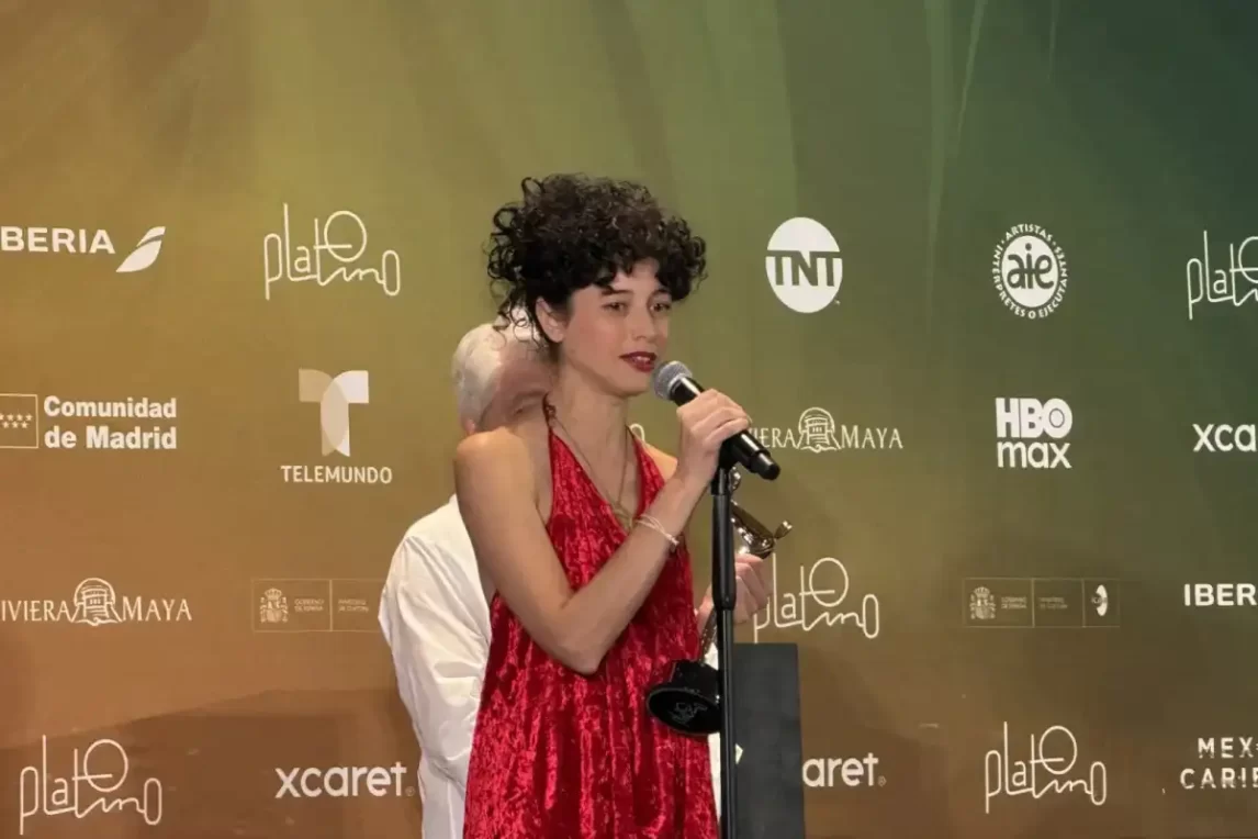 Camila Plaate apuntó contra los vendepatrias tras ganar un premio Iberoamericano por “Belén”