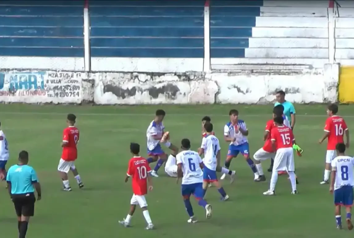 Tras los incidentes en el Sub-15, sancionaron a futbolistas de Unión Santiago y Tucumán Central