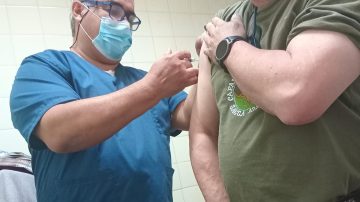 El municipio realizó una jornada de inmunización y prevención en el INTA