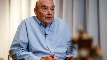 Guerra total entre Domingo Cavallo y Luis Caputo por el rumbo económico