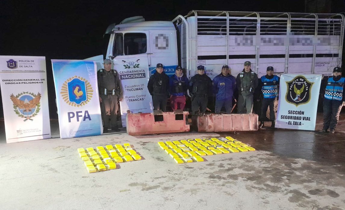 Interceptan a un camión en la Ruta N°9 que transportaba más de 70 kilos de cocaína