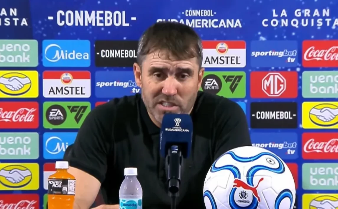“Que la ambición de ganar supere el miedo a perder”: la frase de Coudet tras el triunfo de River