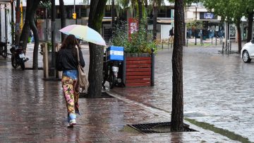 No guarde el paraguas: miércoles con lloviznas durante toda la jornada en Santiago del Estero