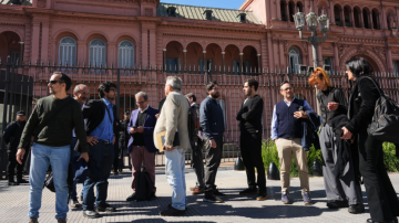 Tras el episodio de censura, el lunes vuelve a abrir la sala de periodistas en la Casa Rosada