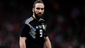 ¡Irreconocible! Viralizan una foto del “Pipita” Higuaín que muestra un radical cambio físico
