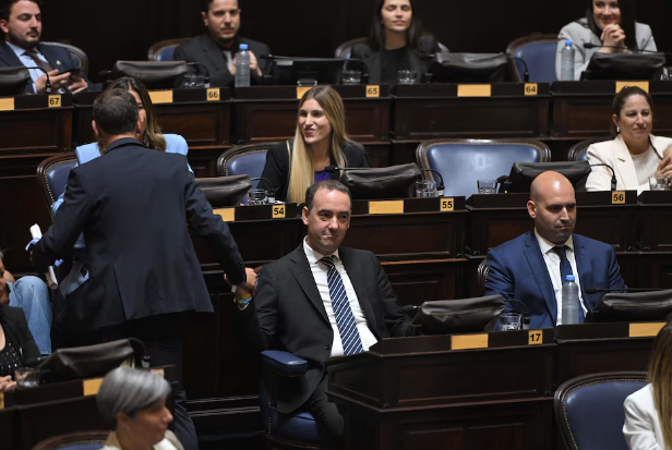 El hermano de Manuel Adorni corrigió su declaración jurada: informó que cobró una herencia de $21 millones