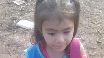 “Si vos no comes, me van a meter preso por tu culpa”: la hermana de la niña que murió en Chañar Pozo de Abajo, sacó a la luz el terrible maltrato que sufría