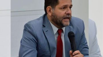 GRAVÍSIMO: Denuncian al Fiscal de Tierras Miguel Torresi por “prevaricato, amenazas y usurpación”