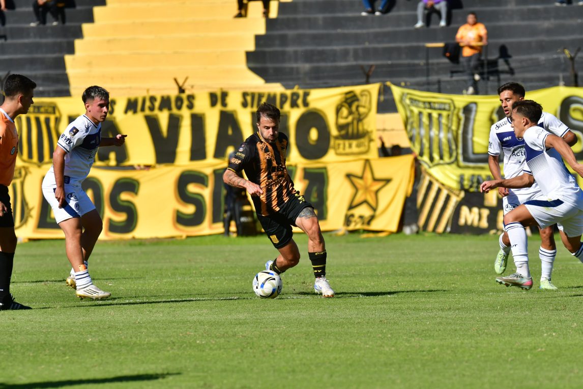 Mitre venció a Acassuso y salió de la zona de descenso
