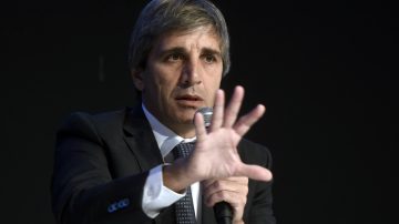 Caputo busca eliminar subsidios por “zona fría” y abre un frente de conflicto con gobernadores aliados