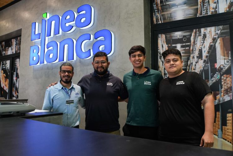 Línea Blanca inauguró una nueva sucursal en La Banda y apuesta al crecimiento con promociones y cuotas sin interés