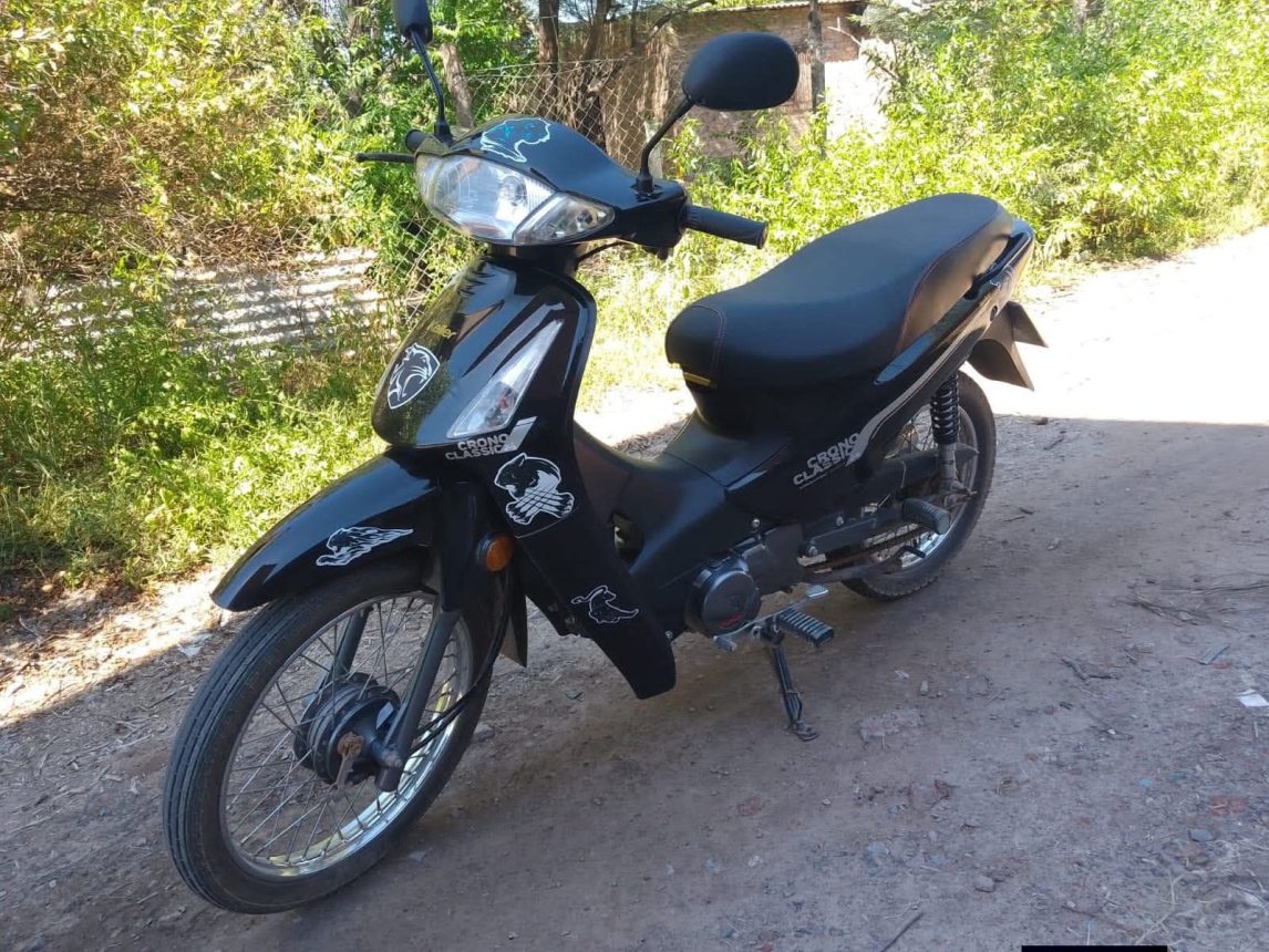 Terror en Añatuya: fingieron un pedido de delivery para asaltarlo y quitarle todo