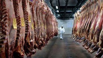 Solo en lo que va de 2026, la producción de carne disminuyó en más de 70.000 toneladas