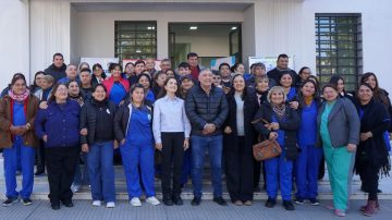 Roger Nediani encabezó el homenaje a enfermeros y enfermeras en su día
