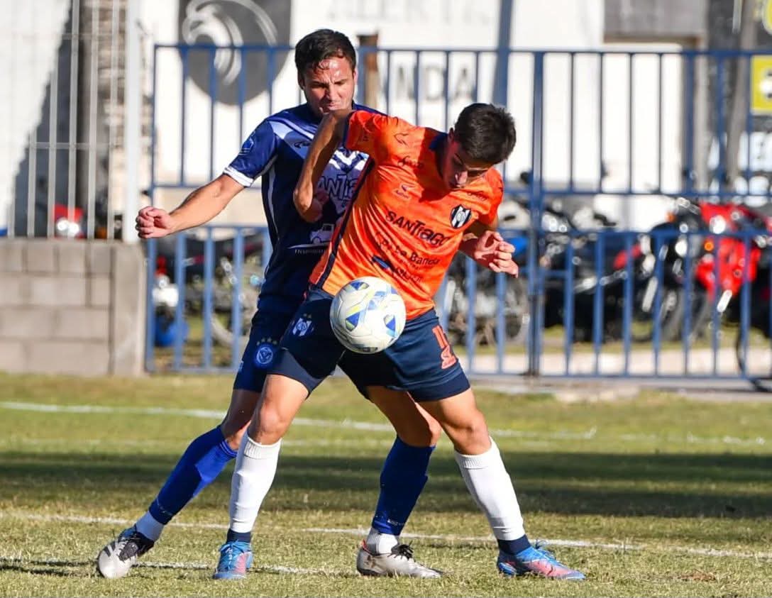 Sarmiento cerró la quinta fecha con un gran triunfo en casa