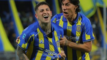 Rosario Central lo dio vuelta ante Racing y avanzó a semifinales en el Gigante de Arroyito