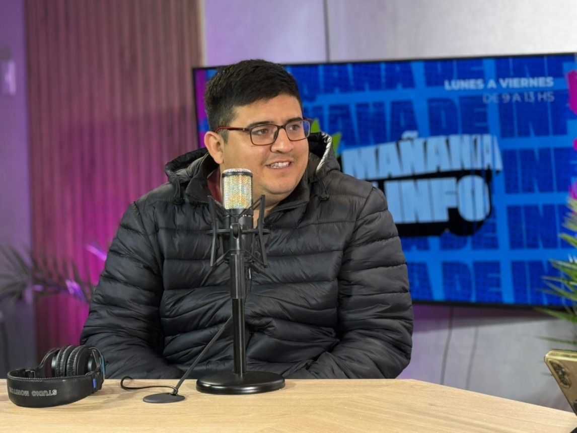 “Sin la beca residencia, no podía seguir”: la historia detrás de la pancarta viral de Nahuel Flores