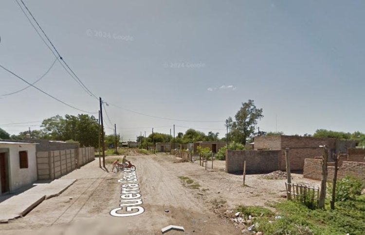 Lo despertó la policía y lo detuvo: su hermana lo había denunciado por lesiones