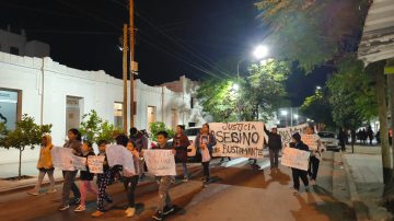 Nueva marcha en Las Termas para pedir justicia por Emilia Medina: “Falta la mitad del cuerpo y no hay respuestas”