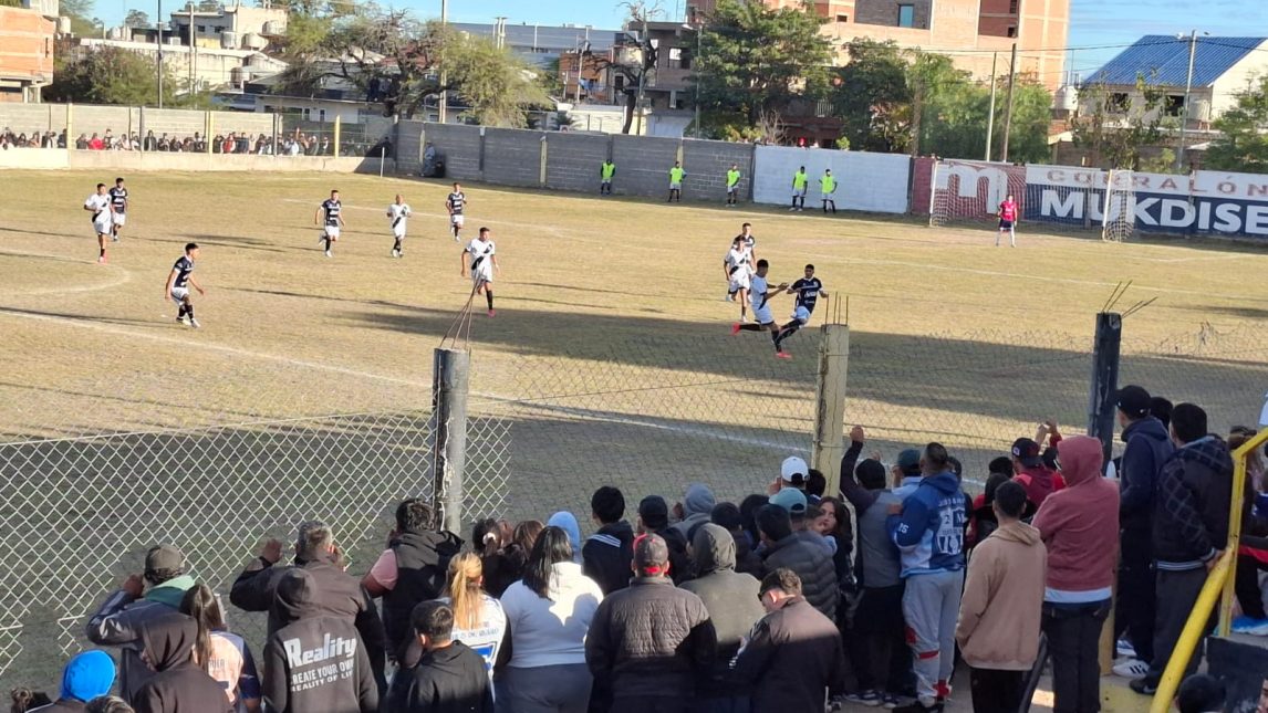 La Liga Termense de Fútbol se puso en marcha: los resultados de una jornada apasionante