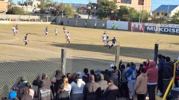La Liga Termense de Fútbol se puso en marcha: los resultados de una jornada apasionante