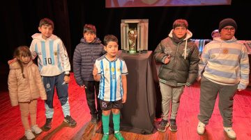 El Renzi realizó un encuentro vinculado a la Copa del Mundo 2026