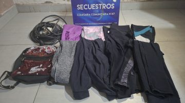 Recuperan mochila y prendas robadas a una joven del barrio San Javier