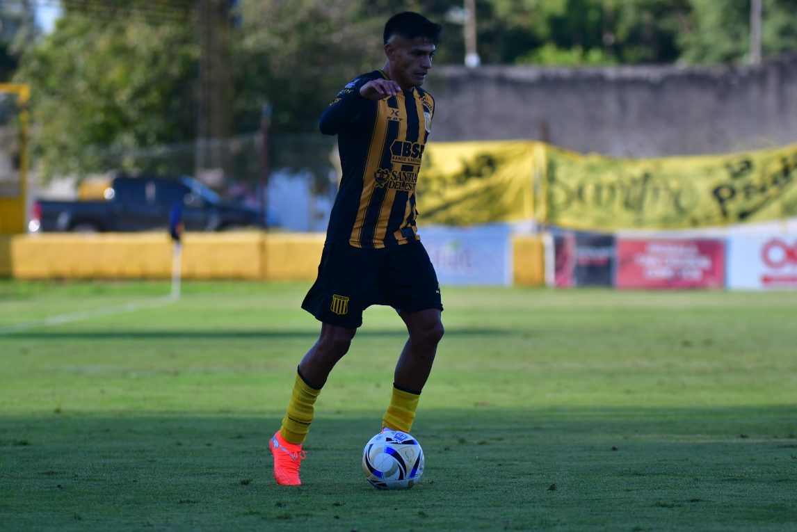 Mitre goleó a San Miguel y ratificó su levantada