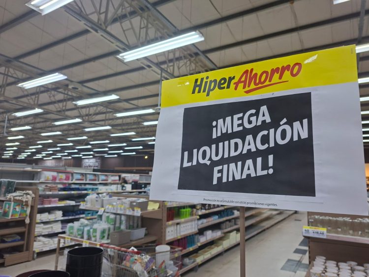 Arrancó la liquidación final en el Híper Libertad y ya hay fecha para la llegada de La Anónima a Santiago del Estero