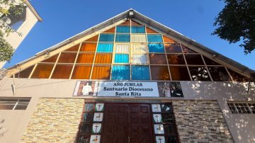 La fe del santiagueño en Santa Rita: una devoción que persiste y sigue creciendo con el paso de los años