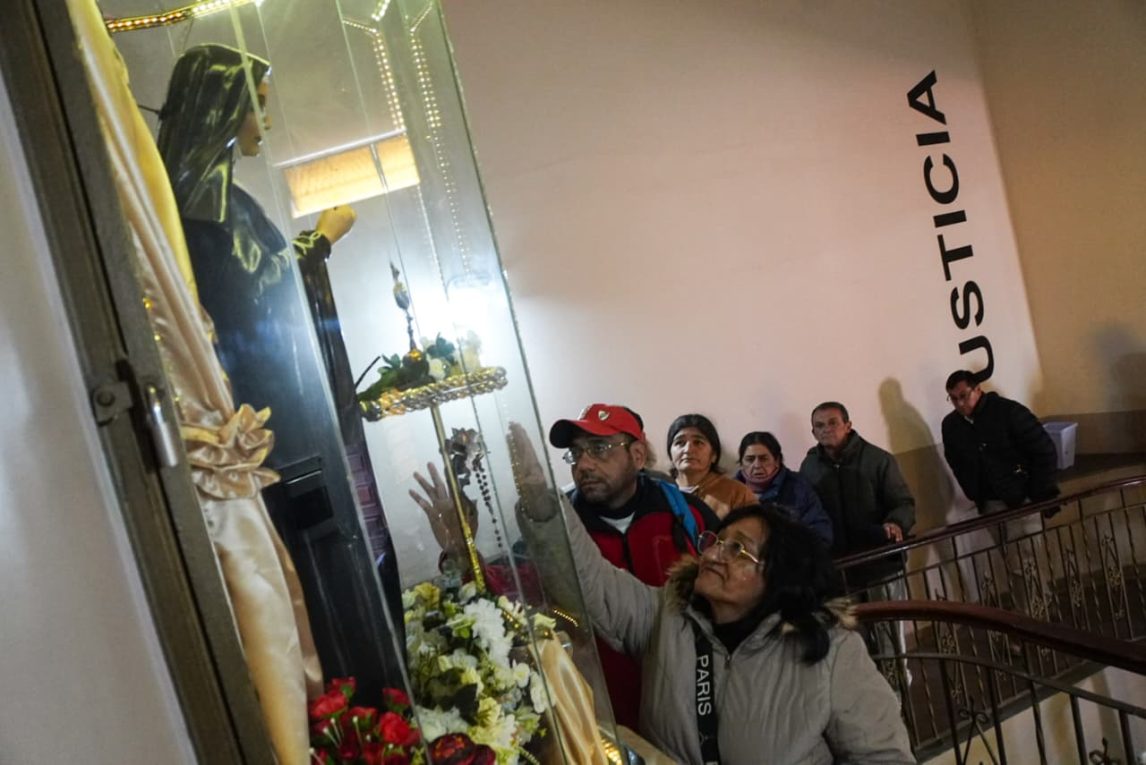 Los santiagueños viven con gran devoción la fiesta en honor a Santa Rita de Casia