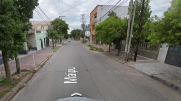 Se escondió bajo la cama de una vecina tras robar en una vivienda cercana
