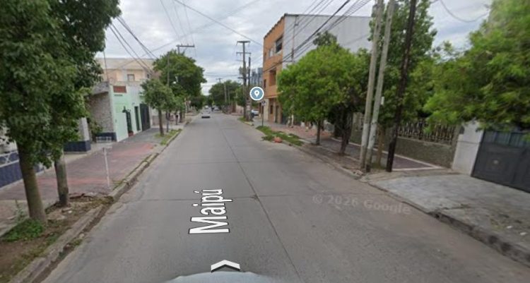 Se escondió bajo la cama de una vecina tras robar en una vivienda cercana