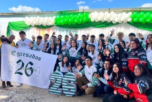 FOTOS. Emotiva presentación de camperas de egresados en Cañada Escobar