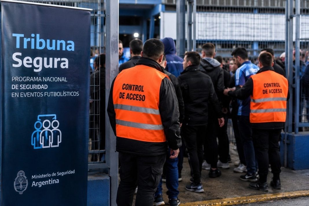 Rosario: Ciberatacante, hincha de Talleres, fue detenido en el partido por estafar a un santiagueño