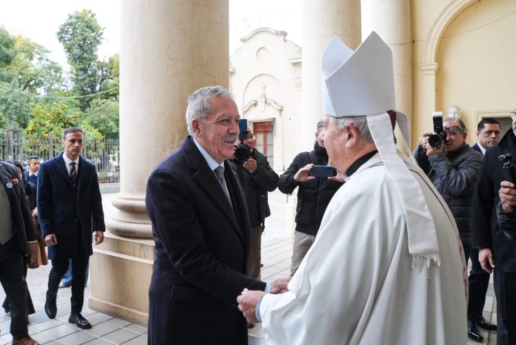 FOTOS. “No podemos ignorar lo que pasa hoy”, expresó Monseñor Martínez Ossola en el Tedeum