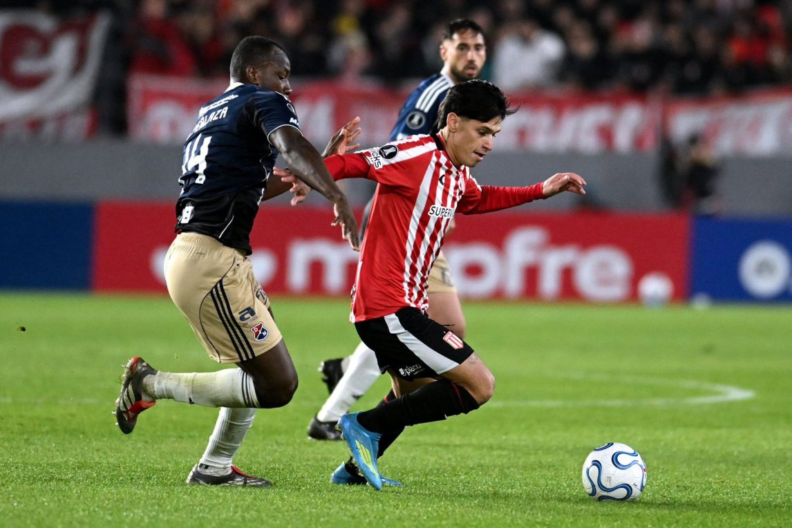 Estudiantes ganó sobre la hora y se metió en los octavos de la Copa Libertadores