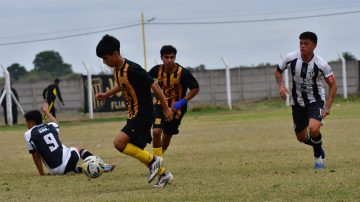 En un caliente clásico, Mitre y Central Córdoba repartieron puntos