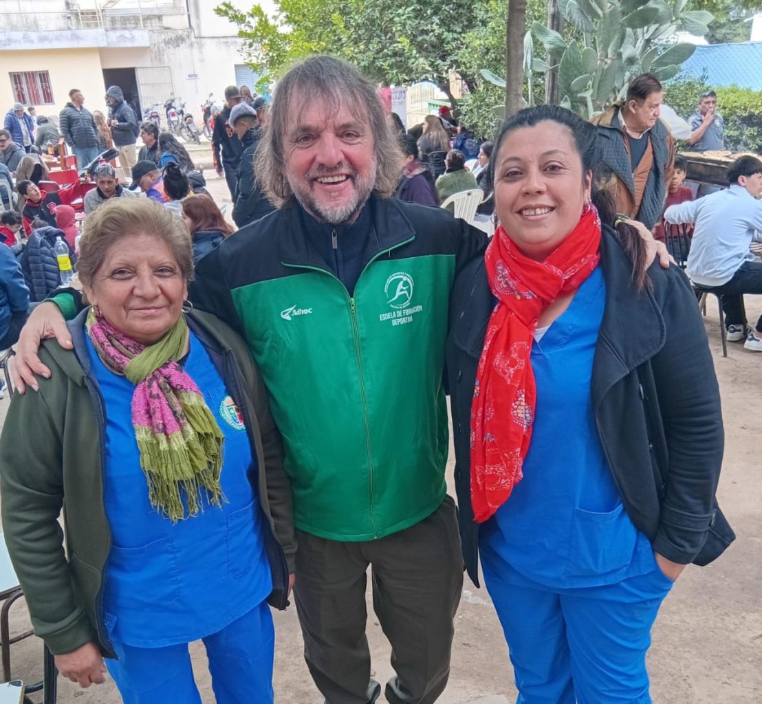 El padre Pepe impulsó una jornada con controles de salud en la parroquia Nuestra Señora de Lourdes