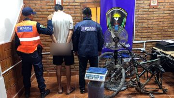 Realizan múltiples allanamientos, detienen a un hombre y recuperan bienes