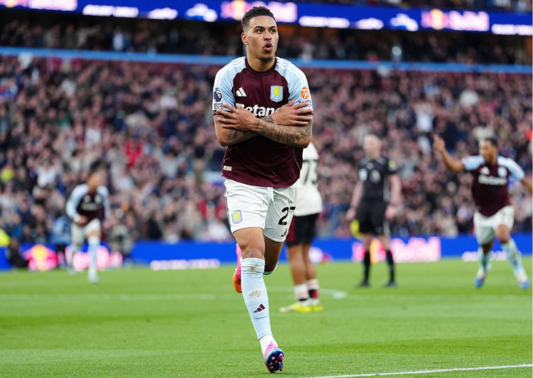 El Aston Villa del Dibu le ganó al Liverpool de Alexis y se clasificó a la Champions