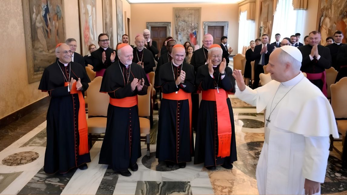 Bokalic participa de una asamblea clave en el Vaticano y crecen las expectativas por la posible visita del Papa León XIV a Santiago del Estero