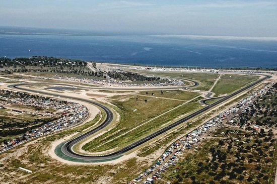 El Turismo Carretera vuelve al circuito perimetral de Las Termas de Río Hondo